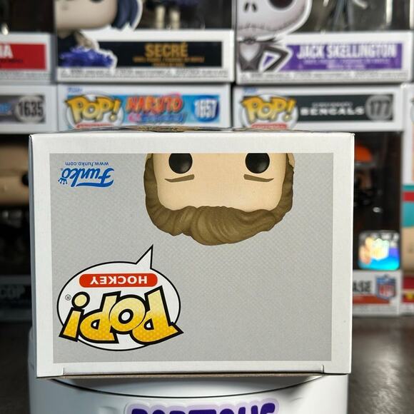 NHL Blackhawks Connor Bedard Funko Pop! #96 - Picture 5 of 6